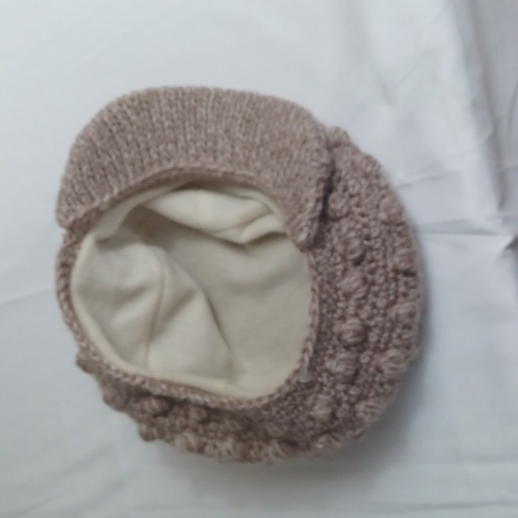 Y2K  Chunky  Chic Crochet 70S Style Fleece Lined Warm Hat - Picture 3 of 3